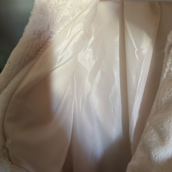 Sherpa Jacket - Picture 3 of 3